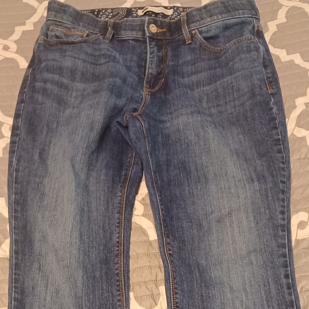 Womens Levi's